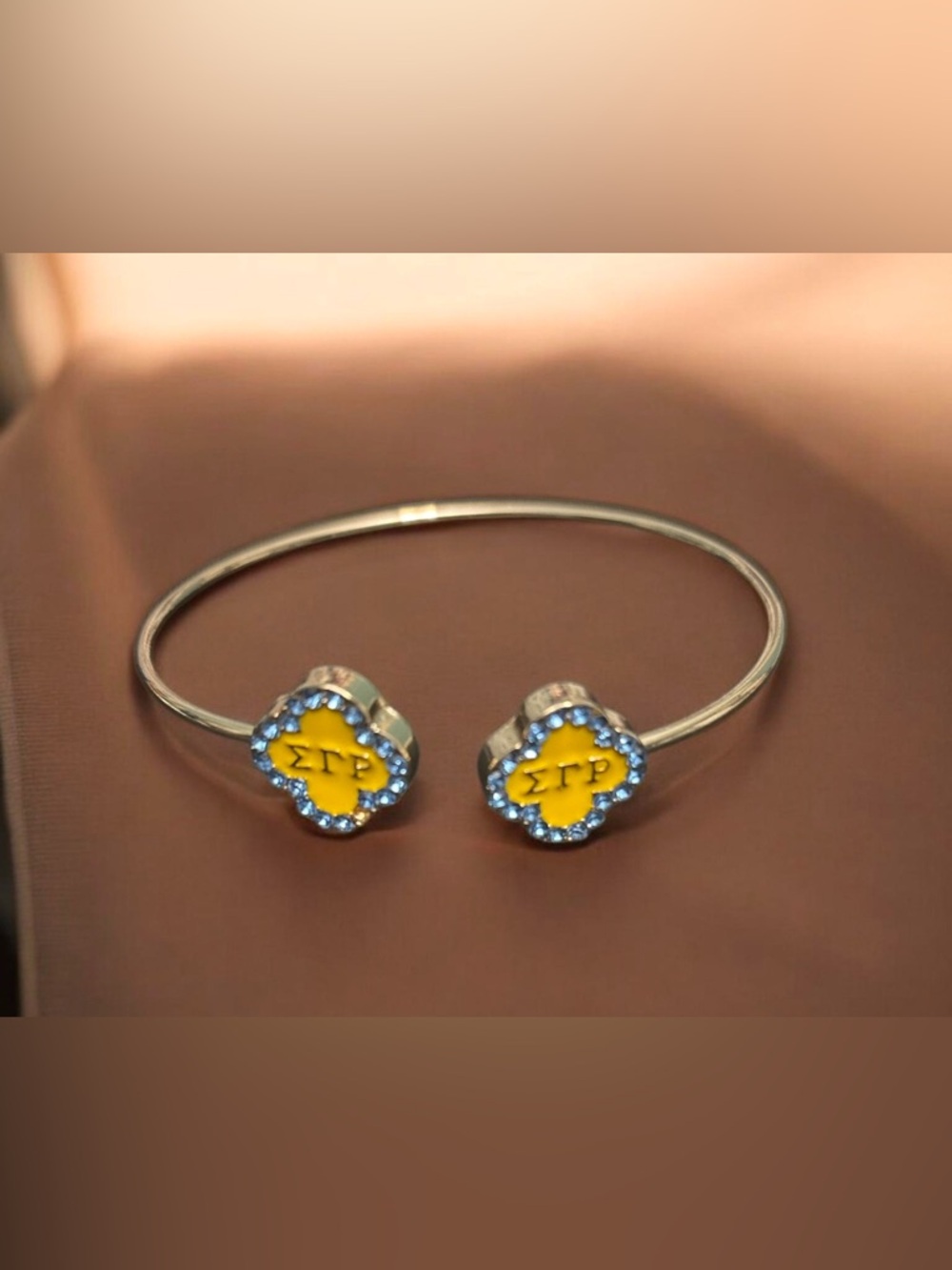 Sigma Gamma Rho Single Clover Bangle  Bracelet